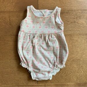 3/$10 OLD NAVY Baby girl bodysuit 0-3m